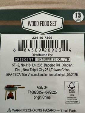 Crescent Wood Food Set – Green & Natural Wood